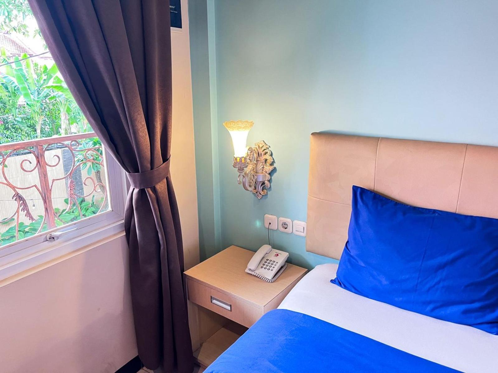 Ceria Boutique Hotel Maguwo Exterior foto